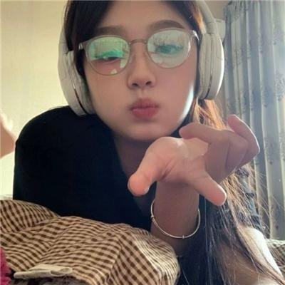 沉默一瞬